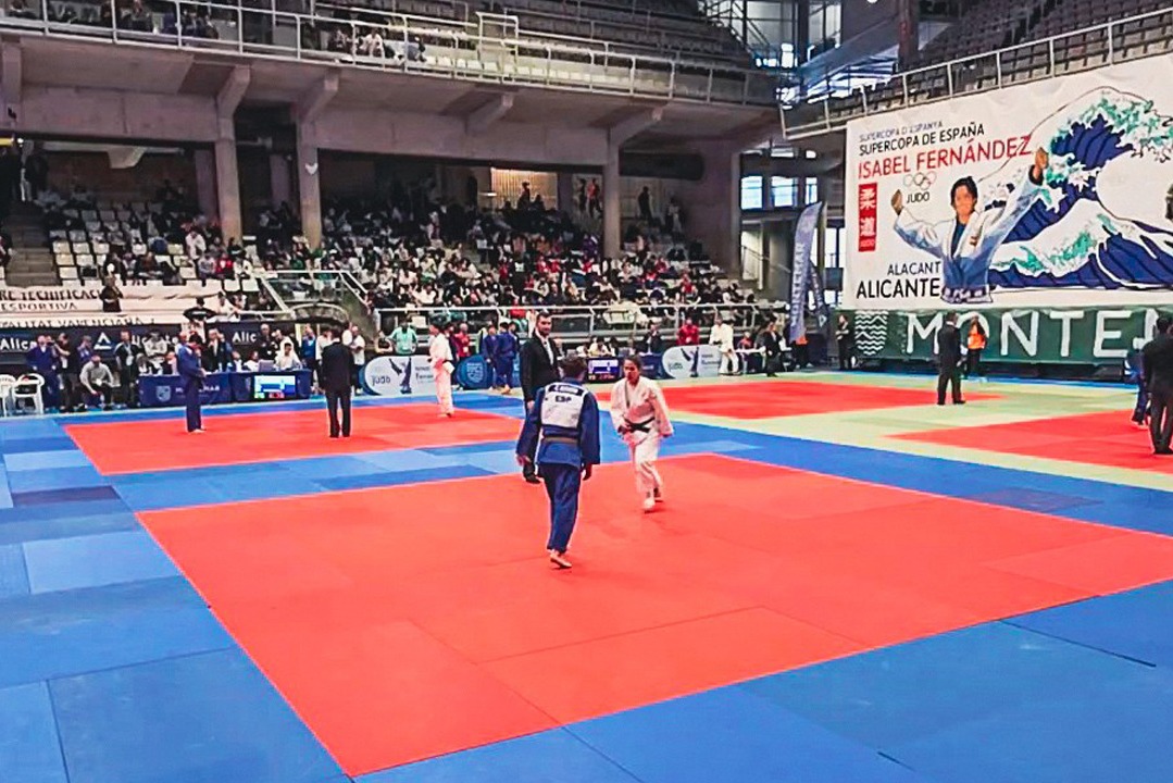 Alicante reúne a más de mil jóvenes judocas