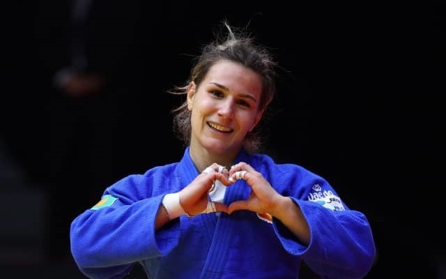 España brilla en la primera jornada del Grand Slam de Abu Dabi con un oro, dos bronces y dos quintos puestos